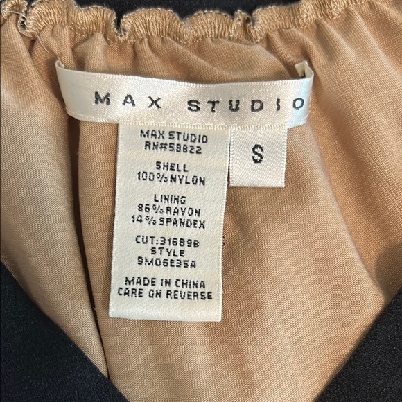 MAX STUDIO Black Lace & Nude Lined Top NWOT - Picture 2 of 5